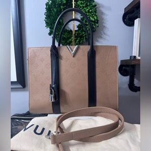 Louis Vuitton Very Tote MM